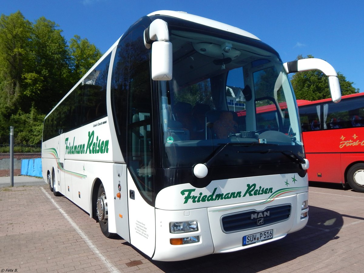 MAN Lion's Coach Supreme von Friedmann Reisen aus Deutschland im Stadthafen Sassnitz am 15.05.2015