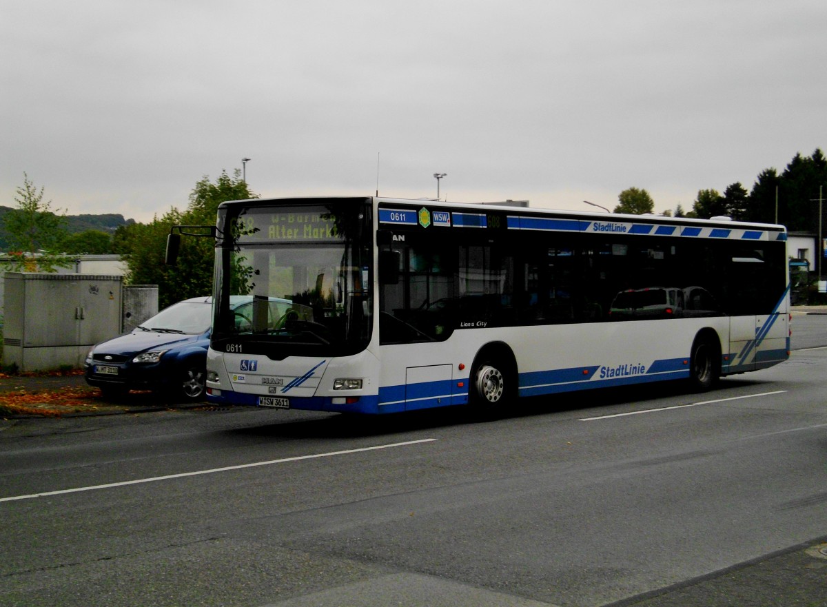 MAN Niederflurbus 3. Generation (Lion's City) auf der Linie 608 nach S-Bahnhof Wuppertal Barmen an der Haltestelle Wuppertal-Langerfeld Dieselstraße Schleife.(9.9.2014)

