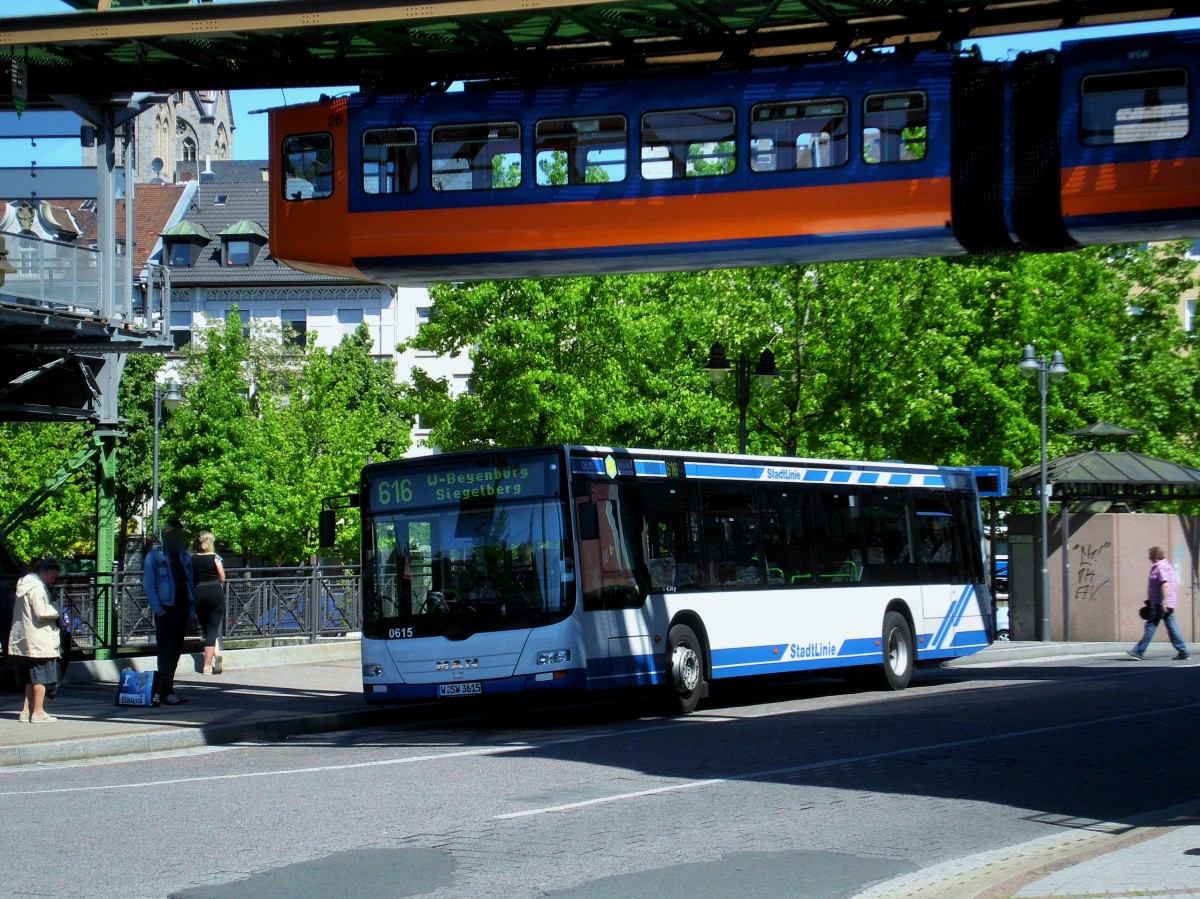 MAN Niederflurbus 3. Generation (Lion's City) auf der Linie 616 nach Wuppertal-Beyenburg Siegelberg am S-Bahnhof Wuppertal Oberbarmen.(5.5.2015)	