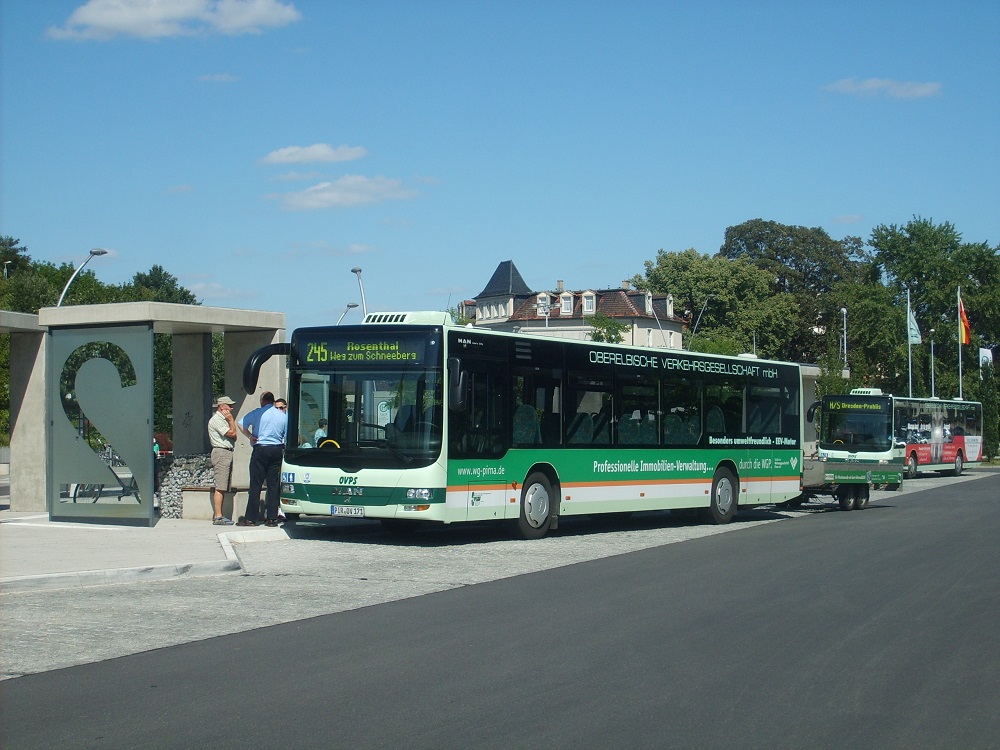 MAN NÜ 320 Lion´s City Ü - PIR OV 171 mit Fahrrad-Anhänger - in Pirna, ZOB / Bahnhof - am 26-Juli-2015