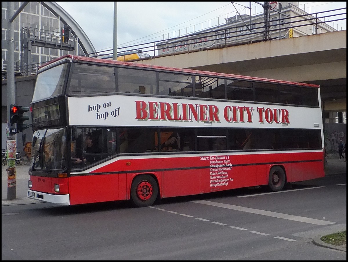 MAN SD 202 von Berliner City Tour in Berlin am 23.04.2013