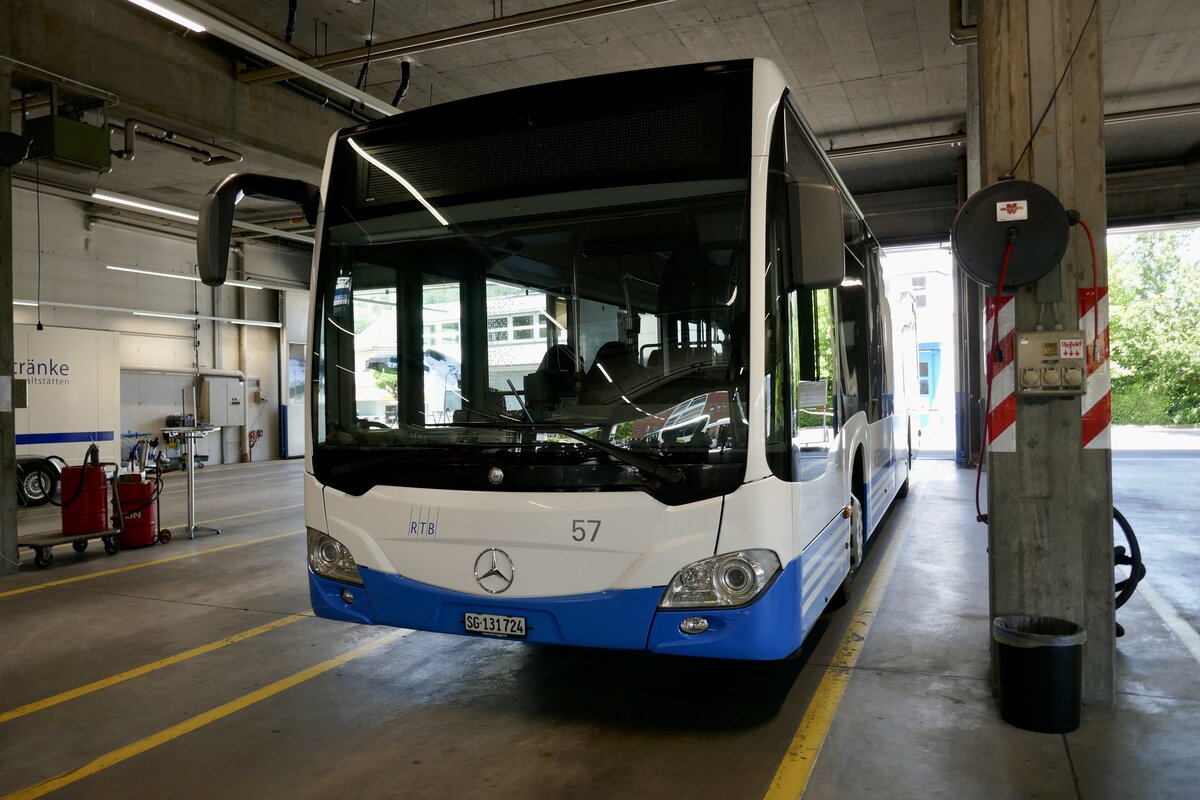 MB C2 Ü Nr. 57 von Rheintal Bus am 11.6.22 in der Garage in Altstätten.