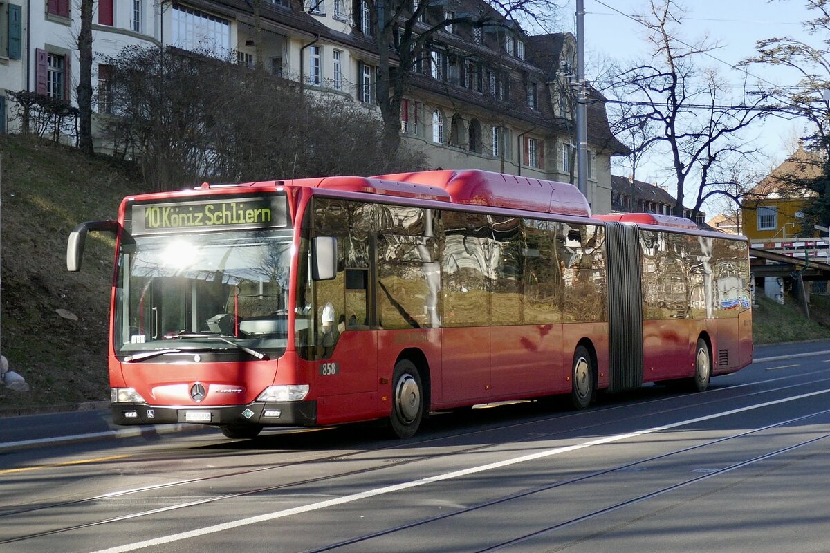 MB Citaro Facelift CNG 858 von BERNMOBIL am 26.2.22 in der Kornhausstrasse.