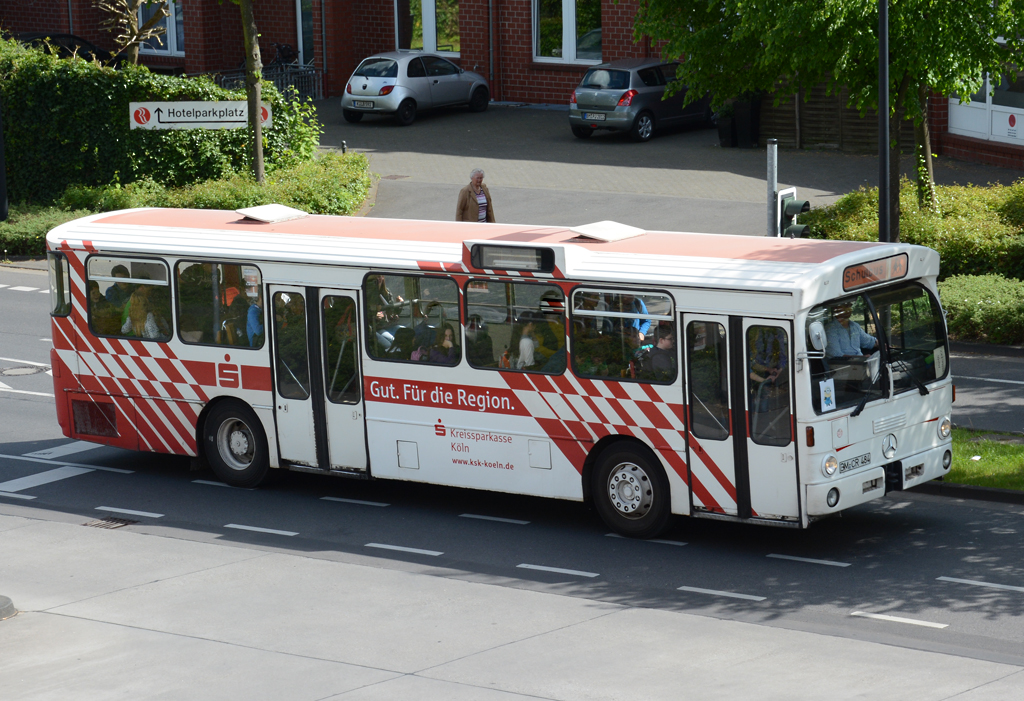 MB O 305, BM-CR 484 in Hürth - 07.05.2015