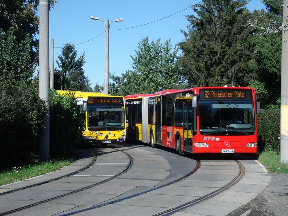 MB O 530 II G - DD RV 7304 - Wagen 7304 - in Dresden, Johannstadt Schleife -(zusammen mit MB O 530 II GDH - DD RV 6206 - Wagen 462 006)  - am 19-September-2015 --> Fotosonderfahrt