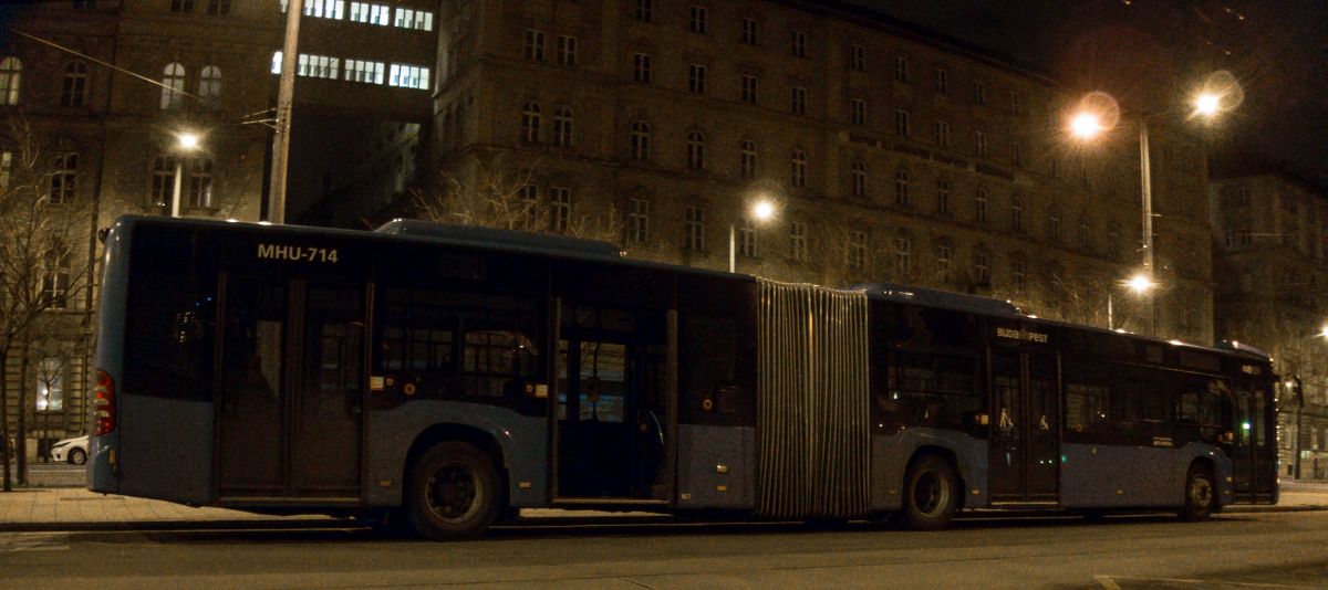 Mercedes-Benz Citaro, am 02.03.2016, Budapest Ostbahnhof
