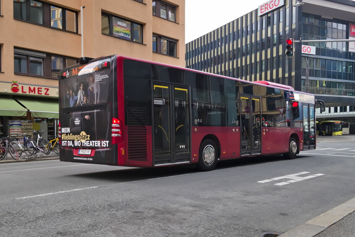 Mercedes-Benz Citaro Facelift der Innsbrucker Verkehrsbetriebe (Bus Nr. 622) als Linie M in Innsbruck, Heiliggeiststraße. Aufgenommen 1.6.2023.
