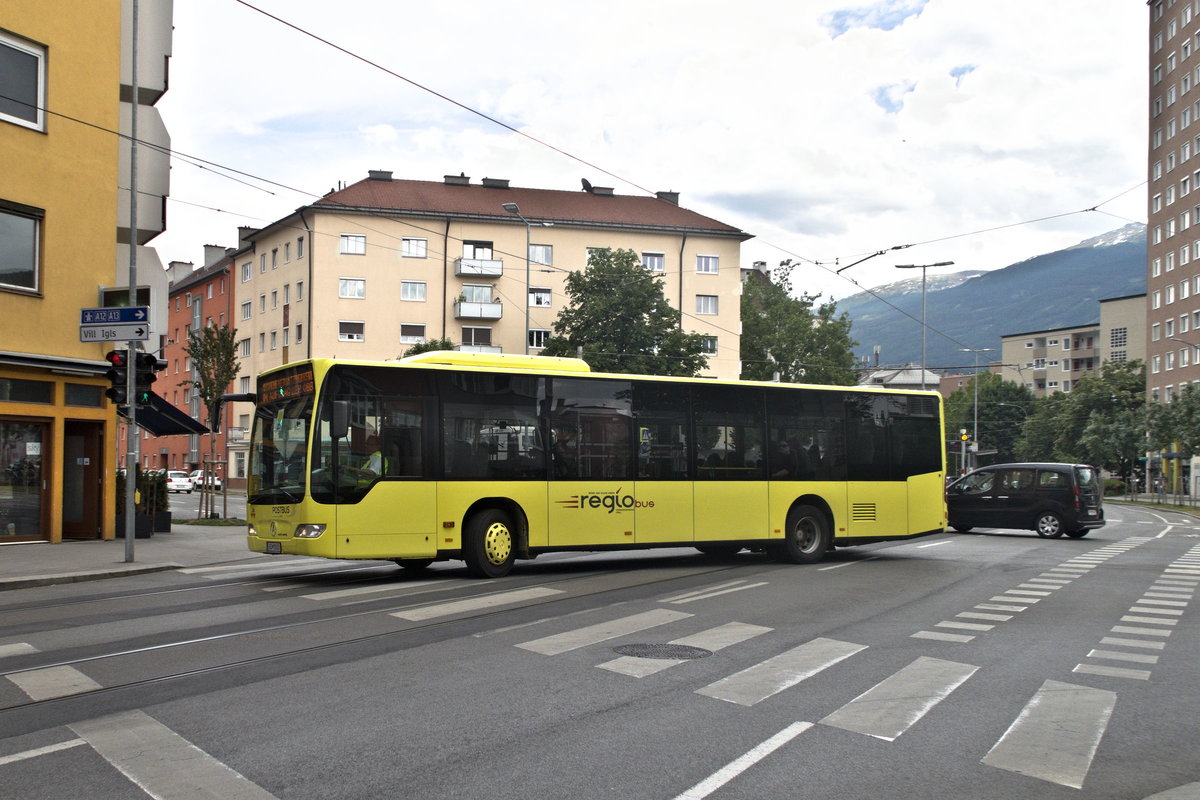Mercedes-Benz O 530 II (Citaro Facelift) von Postbus (BD-12832) als Schienenersatzverkehr für die Karwendelbahn auf der Kreuzung Anton-Eder-Straße/Amraser Straße in Innsbruck. Aufgenommen 3.6.2020.