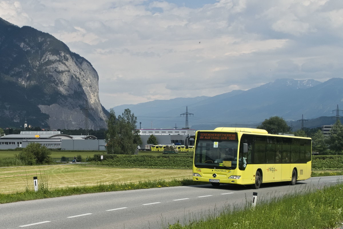 Mercedes-Benz O 530 II (Citaro Facelift) von Postbus (BD-13007) als Schienenersatzverkehr Zirl - Telfs, zwischen Zirl und Inzing. Aufgenommen 25.6.2020.
