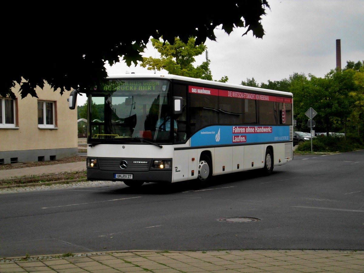 Mercedes-Benz O 550 (Integro) auf Dienstfahrt am Bahnhof Mühlhausen.(19.08.2015)

