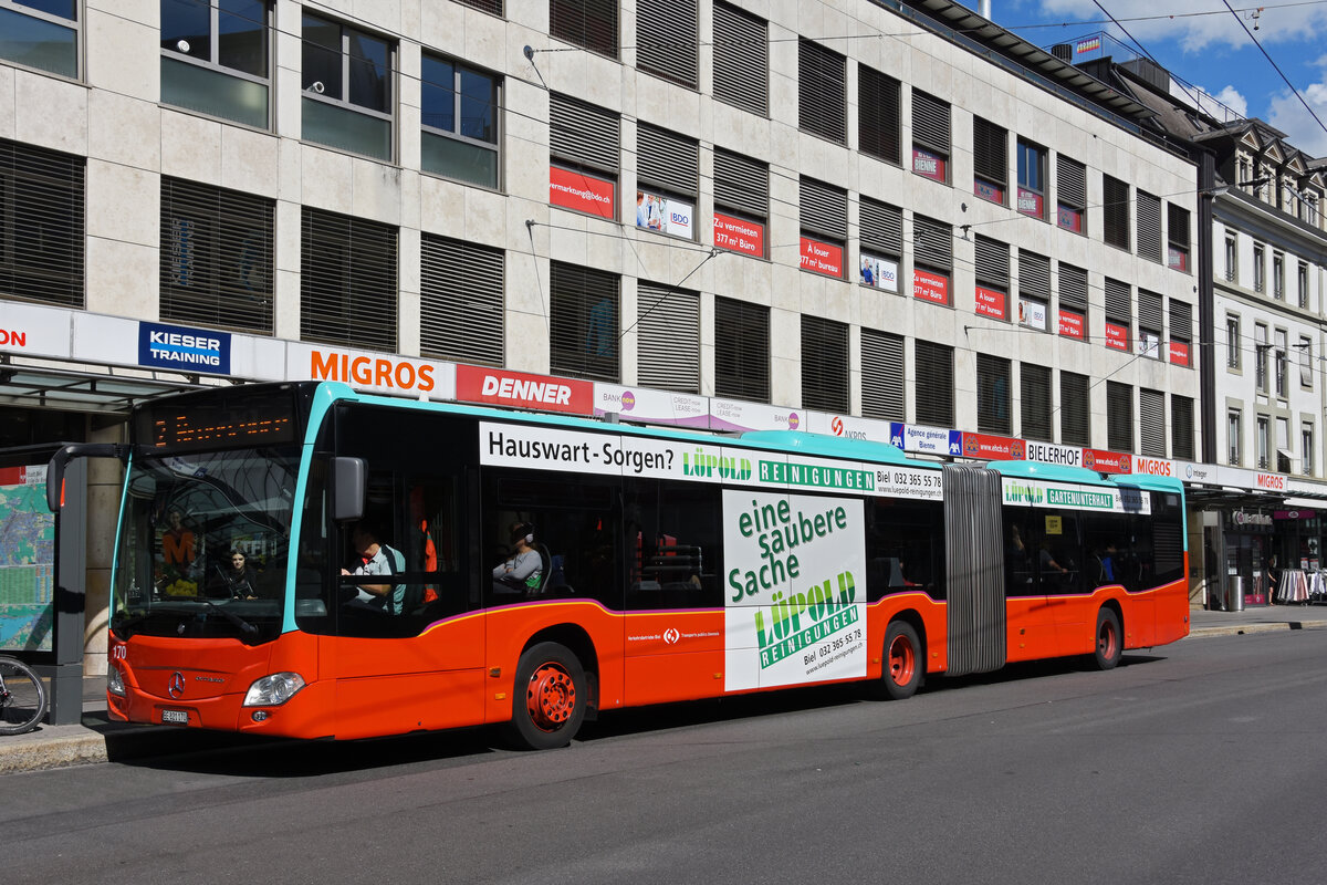 Mercedes Citaro 170, auf der Linie 2, bedient am 09.09.2022 die Haltestelle beim Guisan Platz.