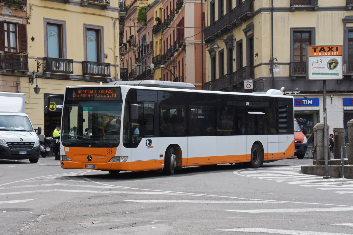 Mercedes Citaro 328, auf der Linie 1, unterwegs in Cagliari. Die Aufnahme stammt vom 08.05.2018.