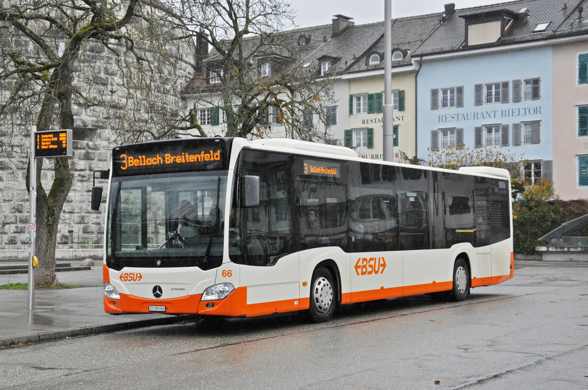 Mercedes Citaro 66, auf der Linie 3, bedient die Haltestelle beim Amtshausplatz. Die Aufnahme stammt vom 09.12.2019.