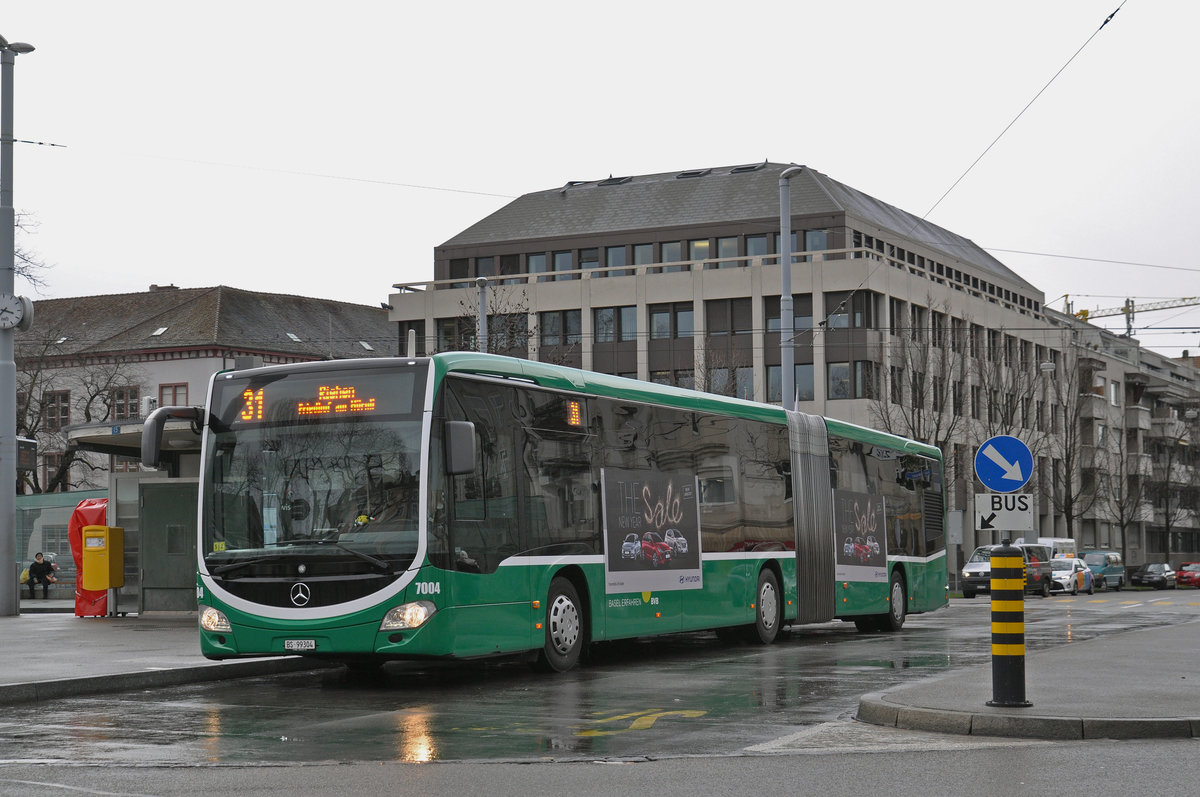 Mercedes Citaro 7004, auf der Linie 31 bedient die Haltestelle Wettsteinplatz. Die Aufnahme stammt vom 19.01.2018.