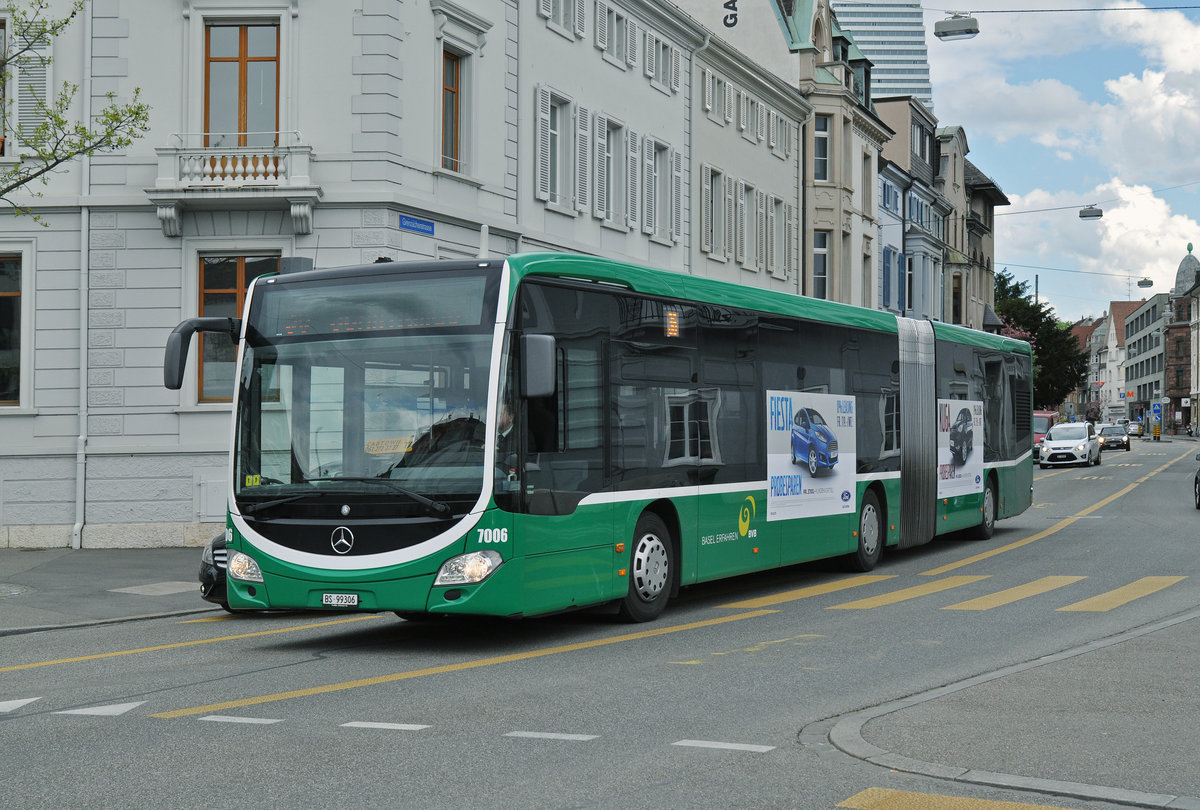 Mercedes Citaro 7006, auf der Linie 36, fährt zur Haltestelle am Wettsteinplatz. Die Aufnahme stammt vom 12.04.2016.