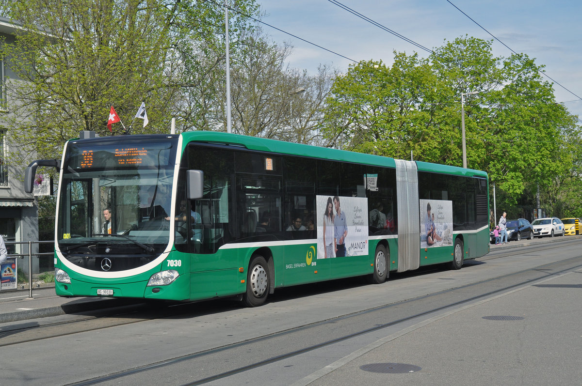 Mercedes Citaro 7030, auf der Linie 36, bedient die Haltestelle Zoo Dorenbach. Die Aufnahme stammt vom 22.04.2016.