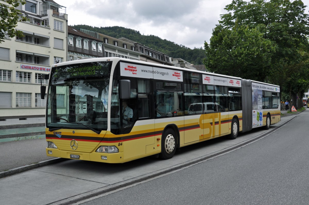 Mercedes Citaro 84 auf der Linie 2 bei der Haltestelle Postbrücke in Thun. Die Aufnahme stammt vom 29.07.2014.