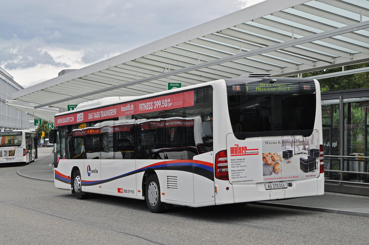 Mercedes Citaro AG 370 314, auf der Linie 5, wartet beim Bahnhof Zofingen. Die Aufnahme stammt vom 09.08.2016.