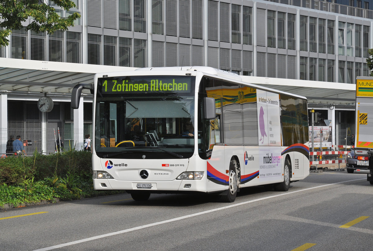 Mercedes Citaro AG 370 316, auf der Linie 1, fährt zum Bahnhof Zofingen. Die Aufnahme stammt vom 09.08.2016.