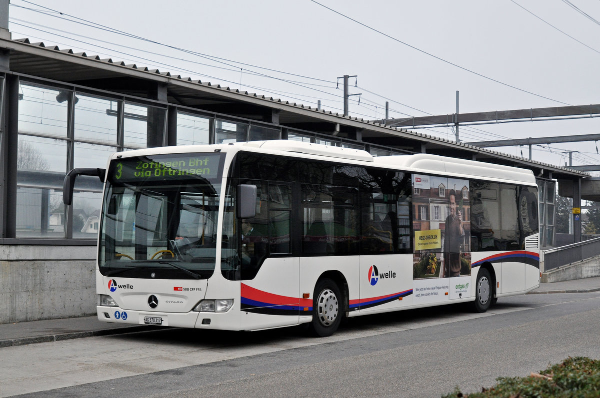 Mercedes Citaro AG 370 317, auf der Linie 3, steht beim Bahnhof Rothrist. Die Aufnahme stammt vom 08.12.2016