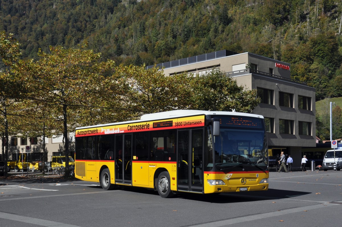 Mercedes Citaro auf der Linie 103 fährt zur Haltestelle beim Bahnhof Interlaken Ost. Die Aufnahme stammt vom 09.10.2014.
