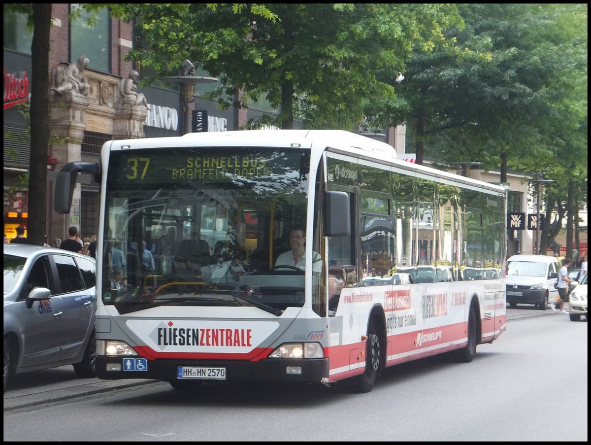 Mercedes Citaro I der Hamburger Hochbahn AG in Hamburg am 25.07.2013