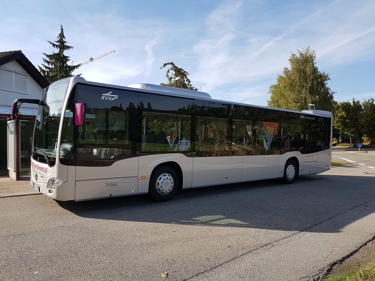 Mercedes Citaro II Ü Hybrid von Wöhrle Reisen aus Oberderdingen am 16.09.2018 in Kürnbach, Hessenstraße.