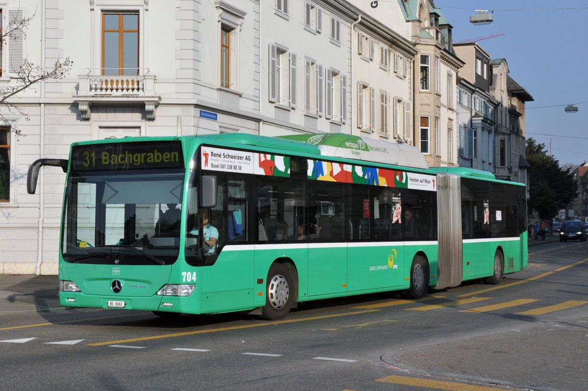 Mercedes Citaro mit der Betriebsnummer 704 auf der Linie 31 am Wettsteinplatz. Die Aufnahme stammt vom 13.03.2014.
