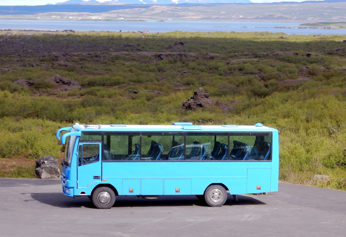 Mercedes Expeditionsbus am 15.06.19 in Island