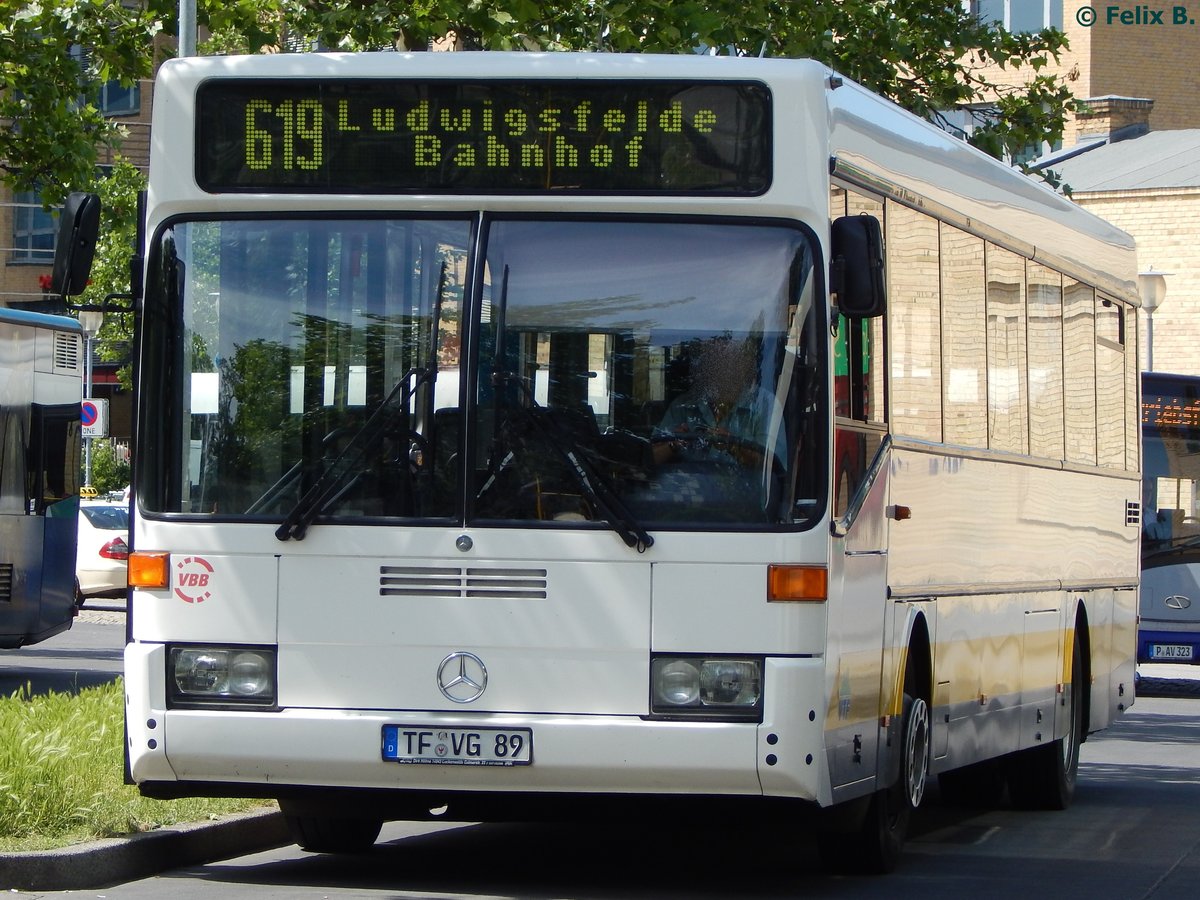 Mercedes O 405 der Verkehrsgesellschaft Teltow-Fläming in Potsdam am 07.06.2016
