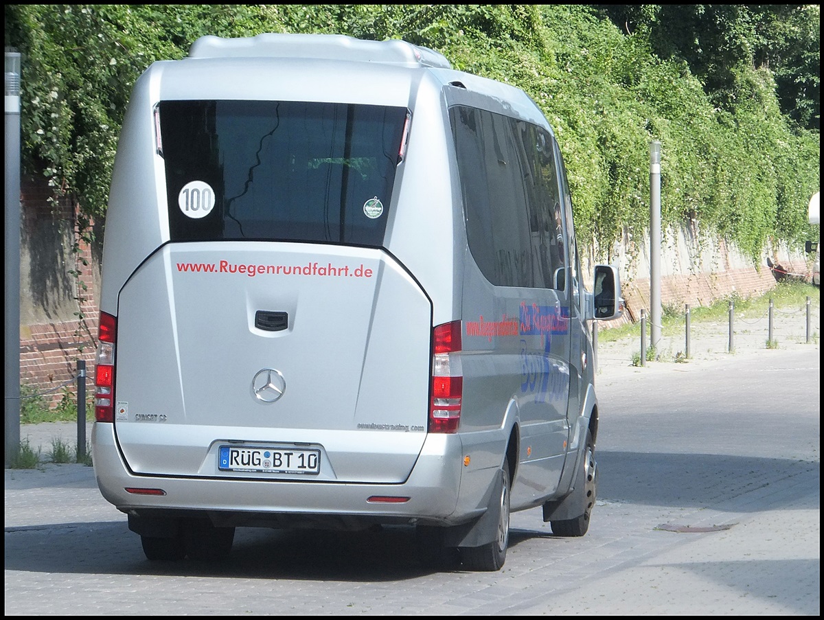 Mercedes Sprinter von BoyTours aus Deutschland im Stadthafen Sassnitz am 23.08.2014