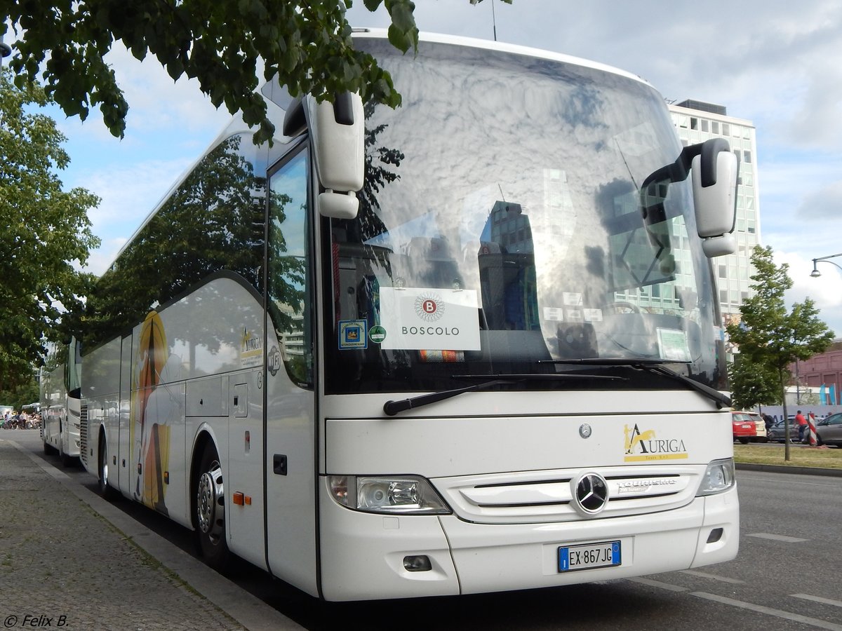 Mercedes Tourismo von Auriga Tours aus Italien in Berlin am 10.06.2016