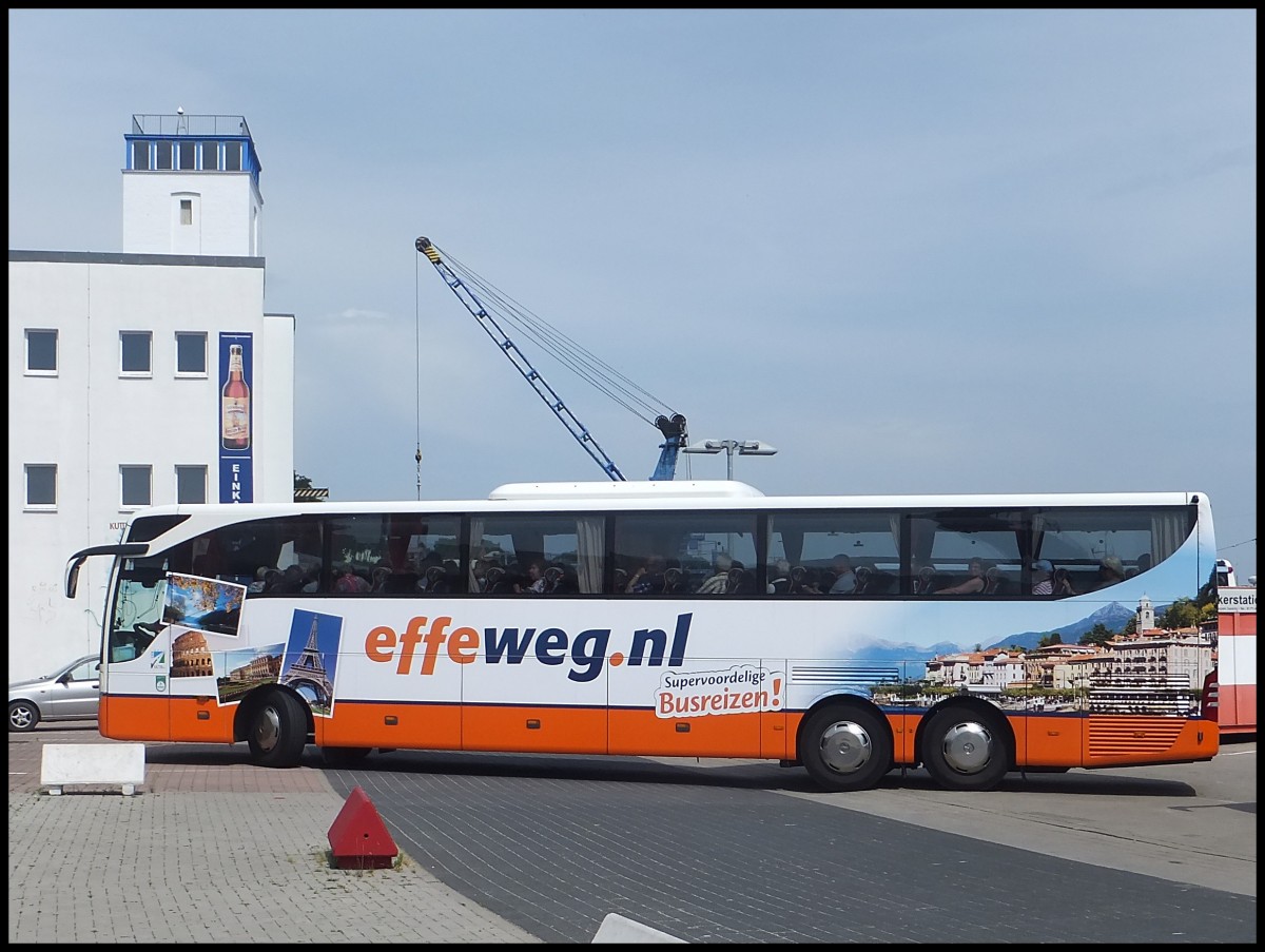 Mercedes Tourismo von effeweg.nl aus den Niederlanden im Stadthafen Sassnitz am 19.06.2013