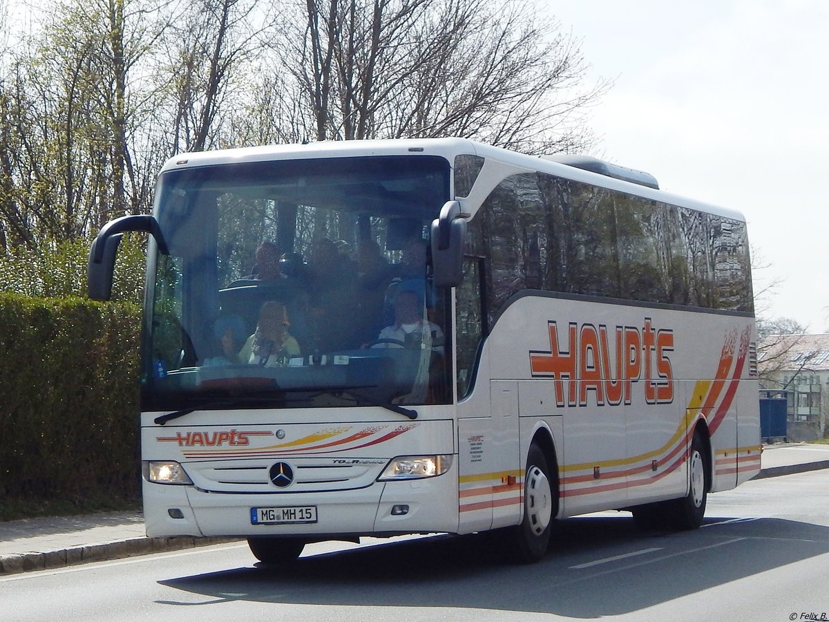 Mercedes Tourismo von Haupts aus Deutschland in Sassnitz am 24.04.2015