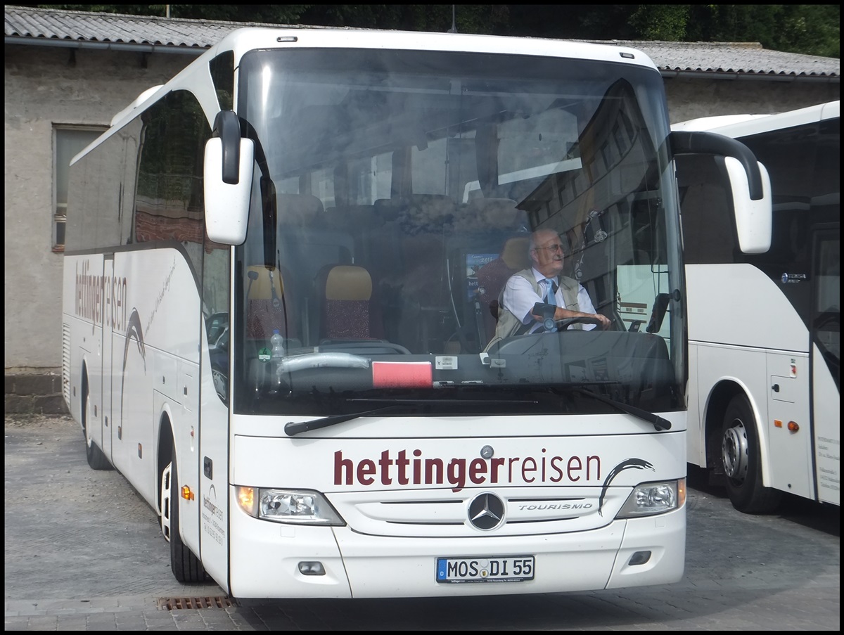 Mercedes Tourismo von Hettinger aus Deutschland im Stadthafen Sassnitz am 31.08.2013
