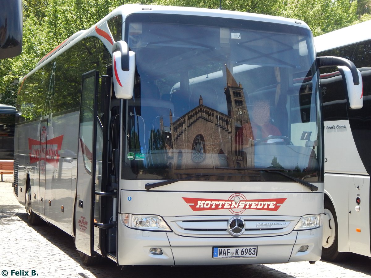 Mercedes Tourismo von Kottenstedte aus Deutschland in Potsdam am 07.06.2016
