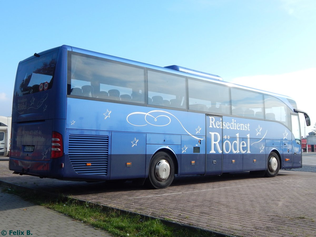 Mercedes Tourismo von Reisedienst Rödel aus Deutschland im Stadthafen Sassnitz am 24.10.2016