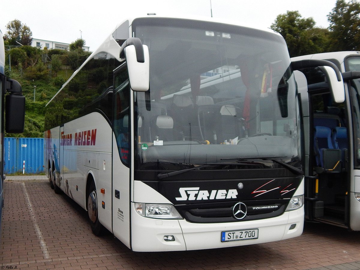 Mercedes Tourismo von Strier Reisen aus Deutschland im Stadthafen Sassnitz am 23.09.2017