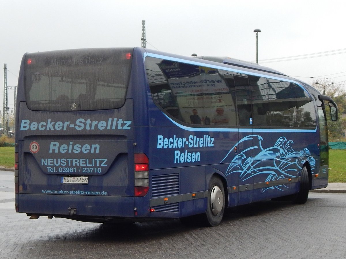 Mercedes Travego von Becker-Strelitz-Reisen aus Deutschland in Neubrandenburg am 21.10.2016
