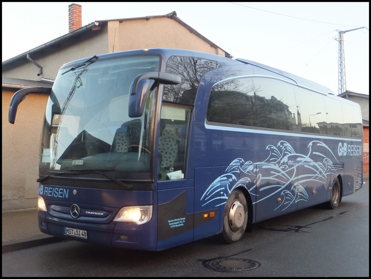 Mercedes Travego von GFB-Reisen aus Deutschland in Bergen am 13.11.2013