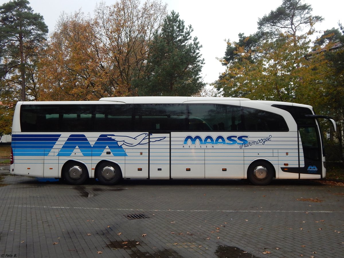 Mercedes Travego von Maass aus Deutschland in Binz am 05.11.2017
