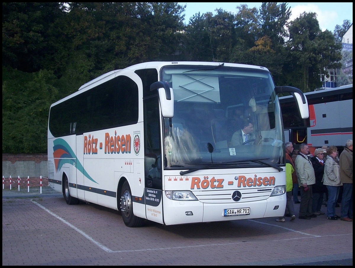 Mercedes Travego von Rtz Reisen aus Deutschland im Stadthafen Sassnitz am 08.10.2012