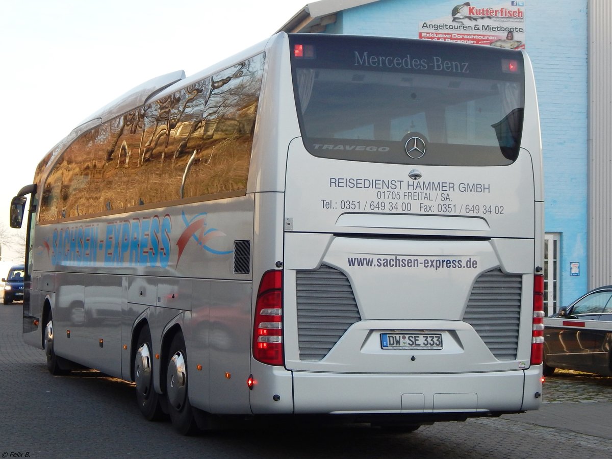 Mercedes Travego von Sachsen-Express/Hammer aus Deutschland im Stadthafen Sassnitz am 31.12.2015