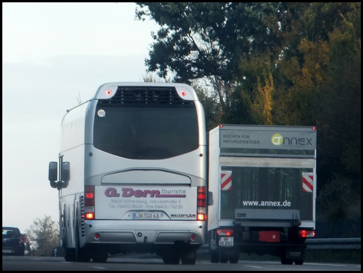 Neoplan Cityliner von G. Dern Touristik aus Deutschland auf einer Autobahn am 19.10.2013
