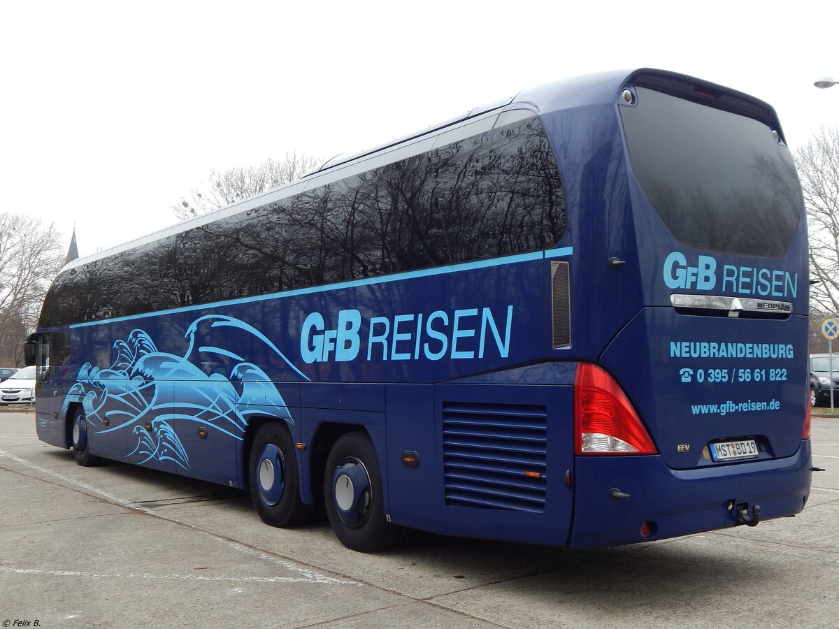 Neoplan Cityliner von GFB-Reisen aus Deutschland in Neubrandenburg am 16.12.2018
