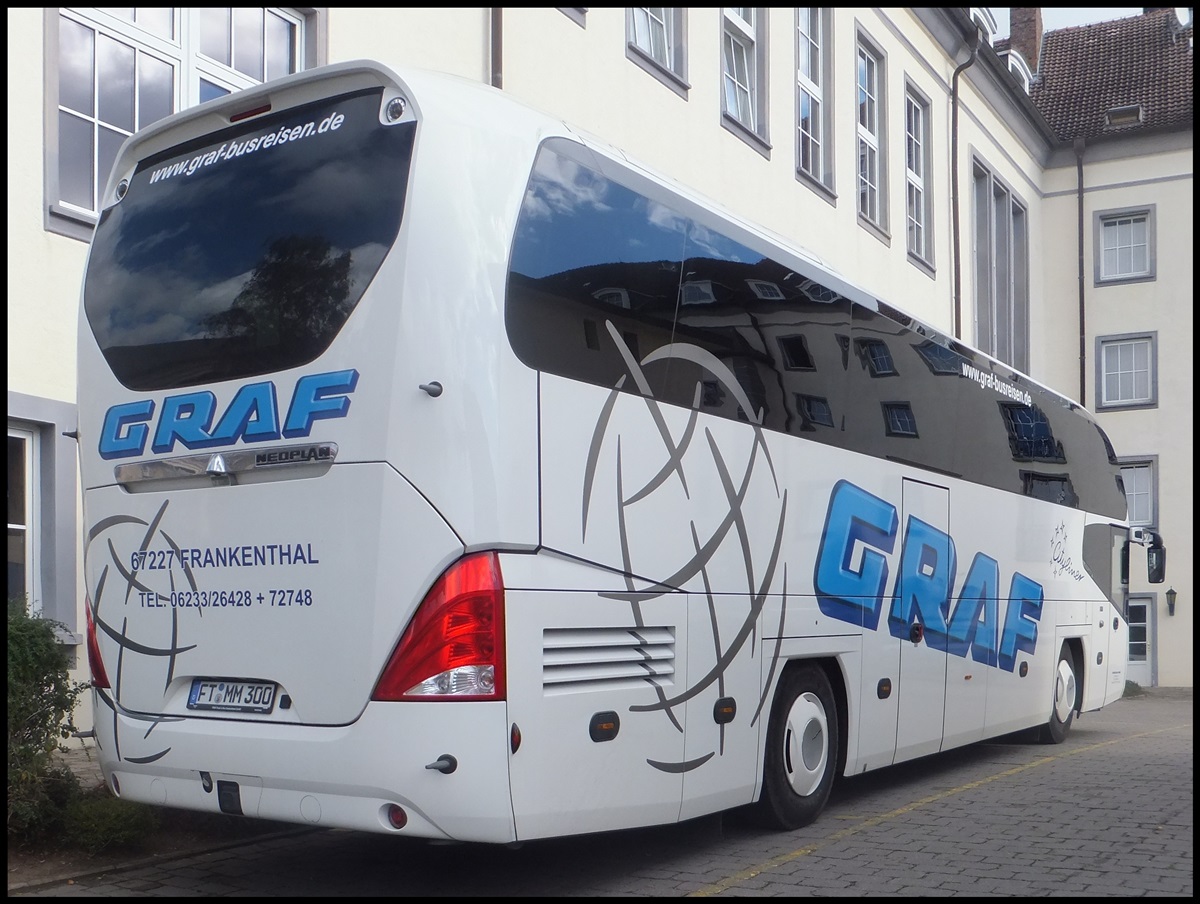 Neoplan Cityliner von Graf aus Deutschland in Sassnitz am 29.09.2013