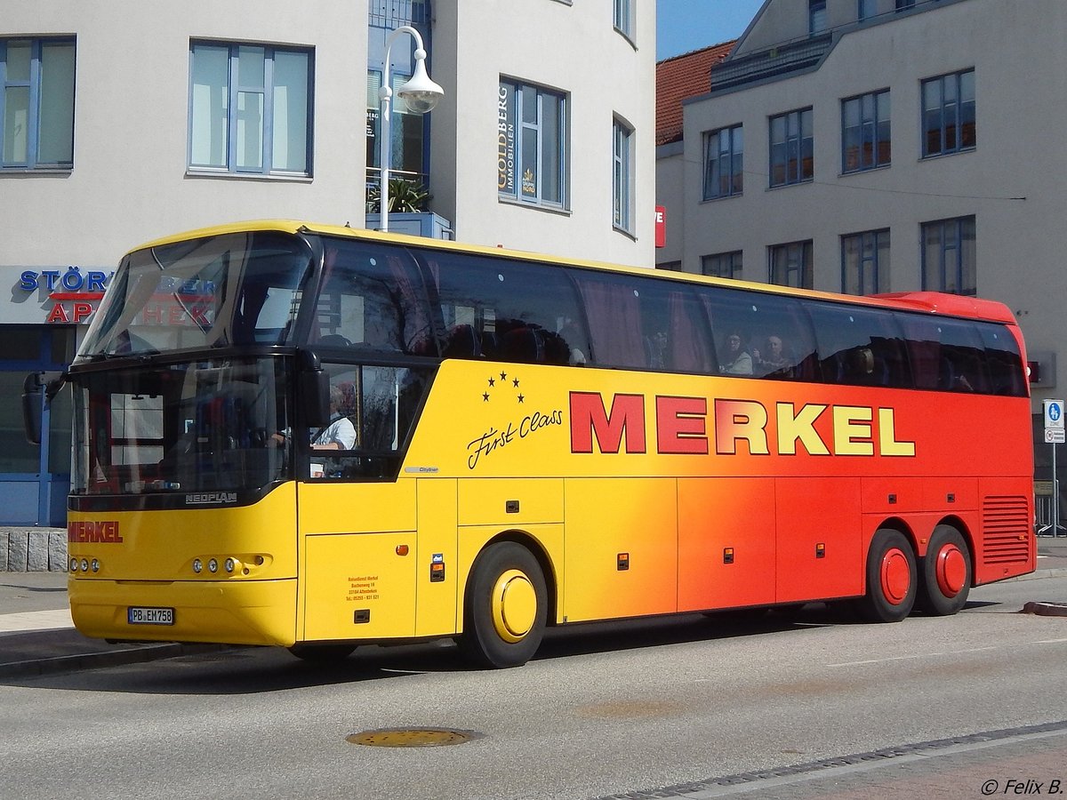 Neoplan Cityliner von Merkel aus Deutschland in Sassnitz am 14.05.2017