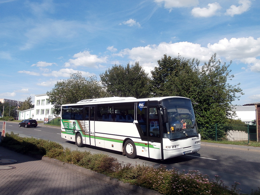 Neoplan Euroliner der Regionalverkehr Erzgebirge #11-8239 in Zschopau. (27.6.2014)