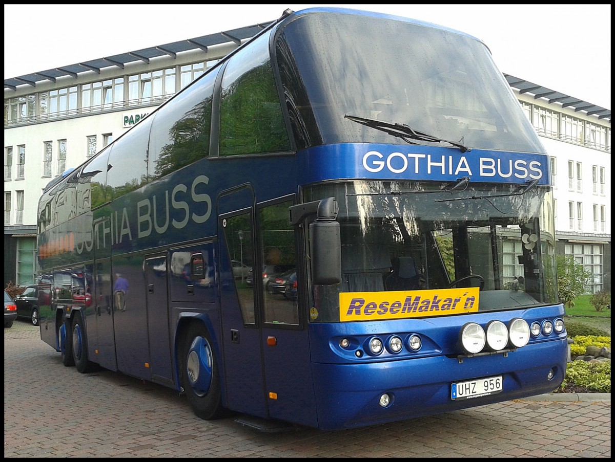 Neoplan Spaceliner von Gothia Buss aus Schweden in Bergen am 14.05.2013