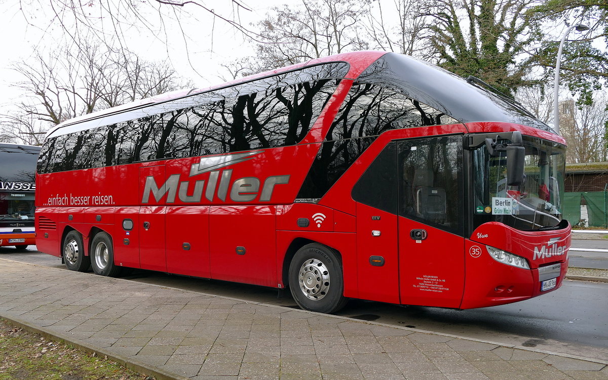 Neoplan Starliner 2 von Müller -Reisen. Zur Grünen Woche, Berlin im Januar 2020. (Internationale Grüne Woche-IGW)